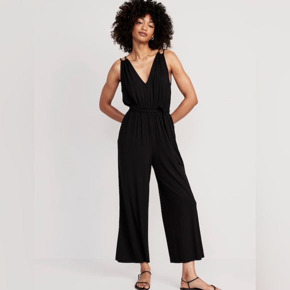 Old Navy Pants - NWT! Black Sleeveless Double-Strap Ankle-Length Jumpsuit - Multiple